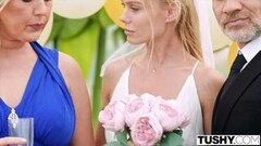 Forførende bryllupsfotograf knepper analt med brudens far Thumb